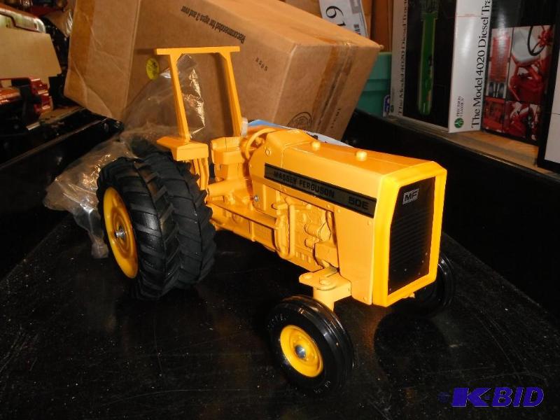 lot 72 image: Massey Ferguson 50E Industrial Tractor 2575...