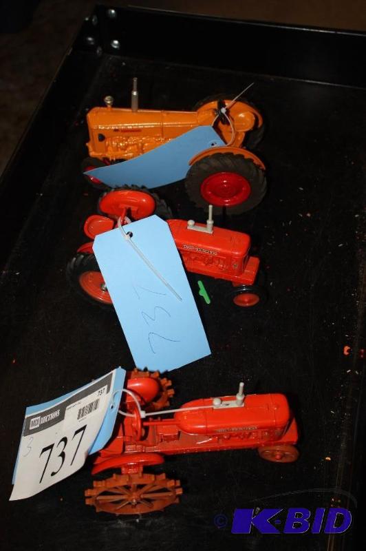 lot 737 image: A Collection of Tractors Including a Minneapo...