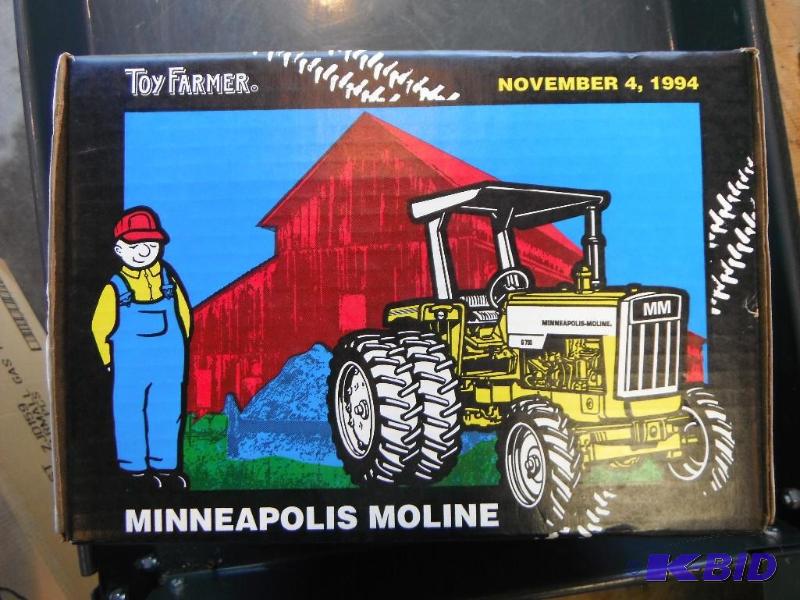 lot 96 image: Minneapolis Moline G750 Diesel Tractor...