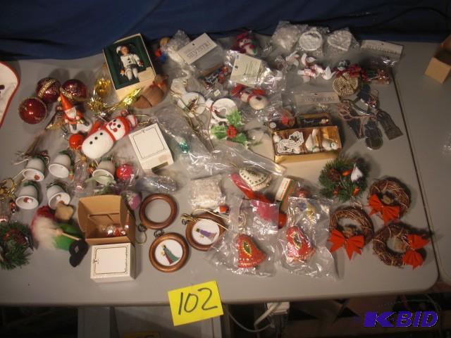 Misc. Christmas Decorations.. See pictures...