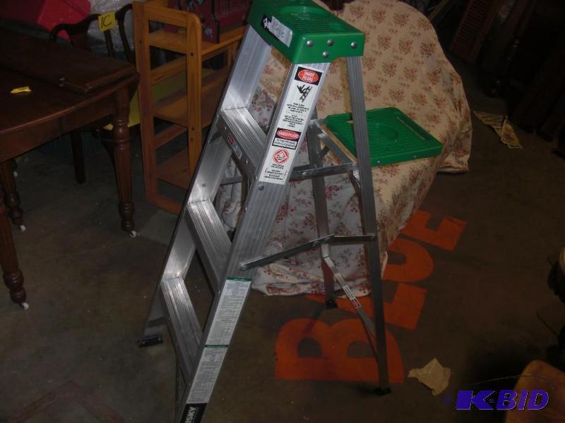 4ft HUSKY &nbspStep ladder &nbsp...