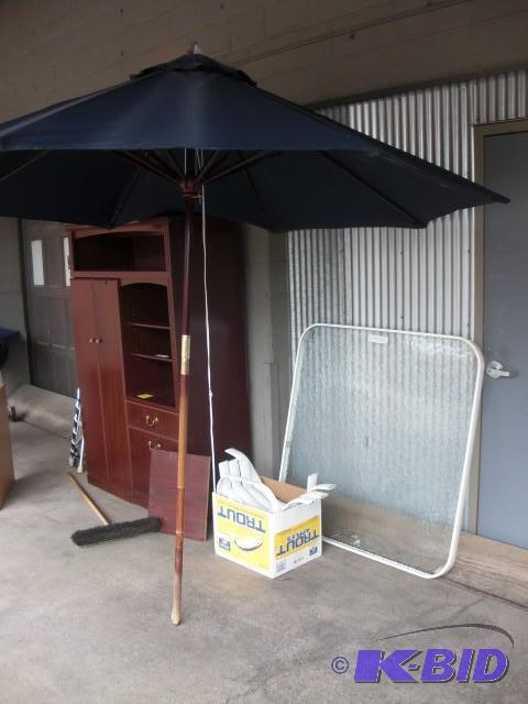 Glass Patio Table with Umbrella. &nbspUmbrel...