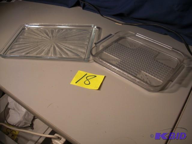 2 Heavy Glass Serving Trays 1, 12 in x 10 in...