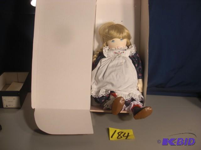 Dolls by Pauline, Collectors Showcase...