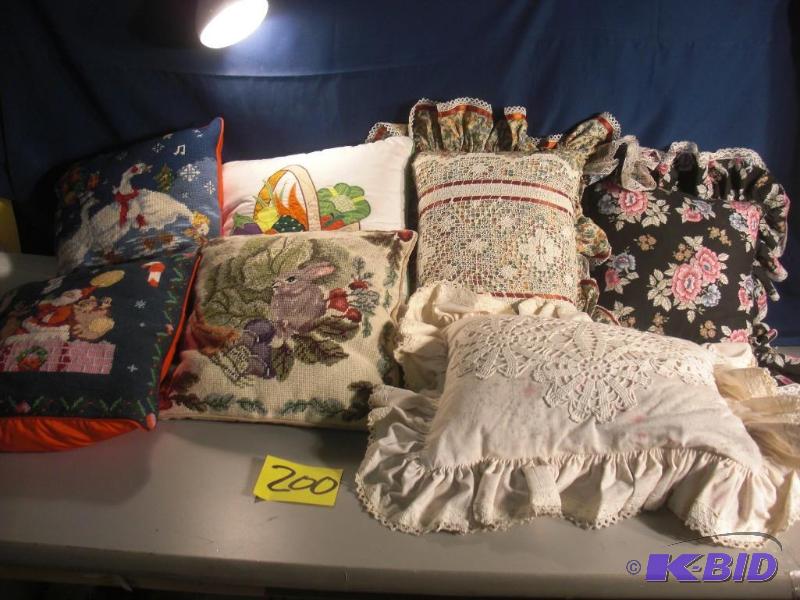 Large lot of THROW pillows.. Some needle poin...
