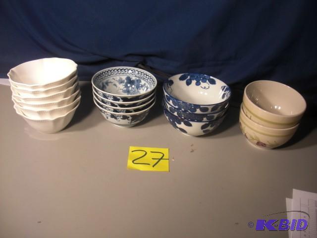 15 Soup Bowls   3 Ceramic Blue  4 Blue White ...