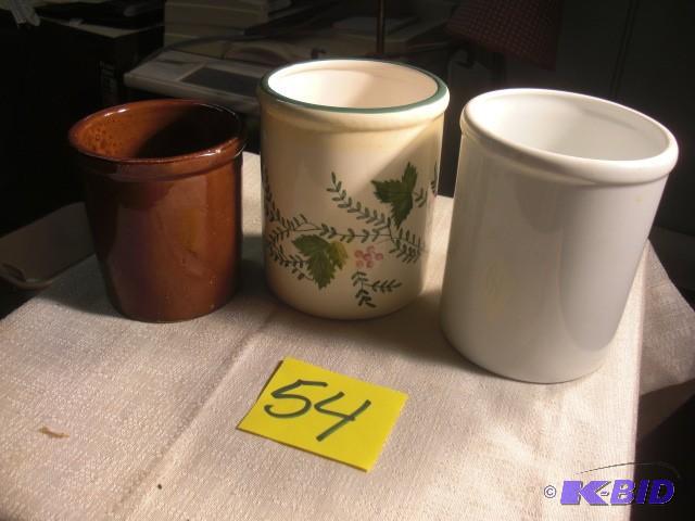3 Crockery Containers. 2, 6 12 x 5 12 1, 5...