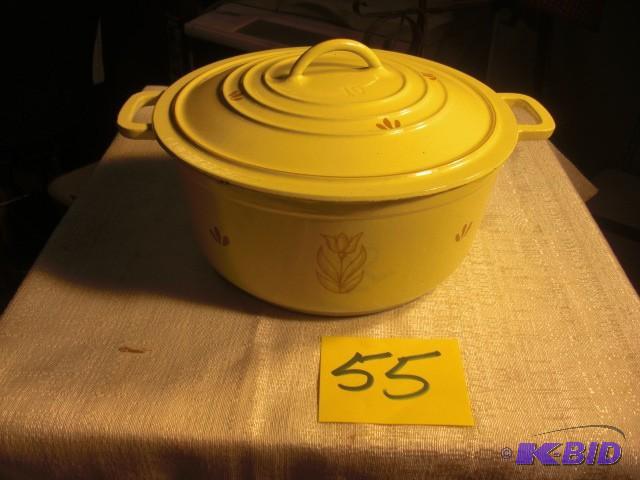 2, DRU, Made in Holland Pans wcover.. VERY N...