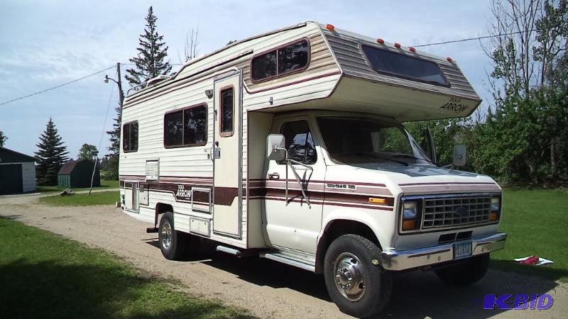 lot 3 image: 1986  Tioga Arrow Motorhome