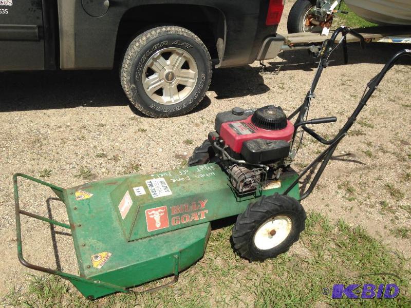 lot 4 image: Brush Hog