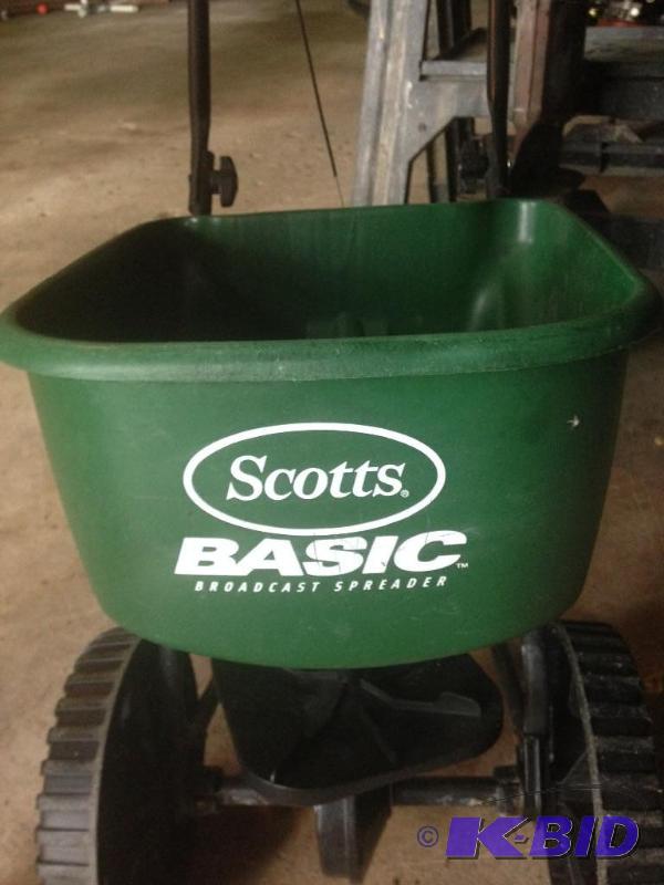 lot 7 image: Scott Spreader