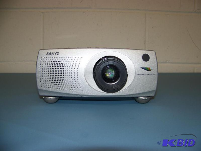 lot 11 image: Sanyo, PLC-SW15, LCD Projector
