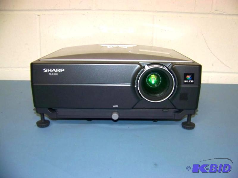 lot 19 image: Sharp, XG-C435X, LCD Projector