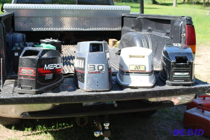 lot 12 image: Lot of (4) Boat Motor Covers - (2) 25 HP Merc...