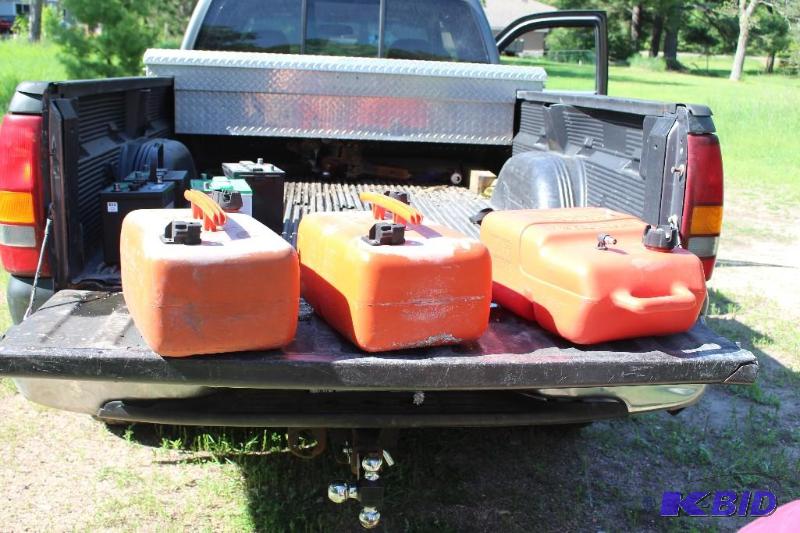 lot 13 image: Lot of (3) Boat Gas Tanks - (2) Quicksilver a...