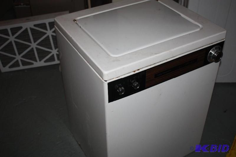 lot 17 image: Lady Kenmore Compact Washer, Electric, Approx...