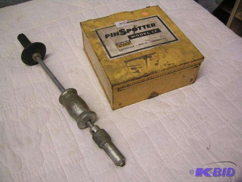 lot 18 image: Duro Dyne Pinspotter auto body tool