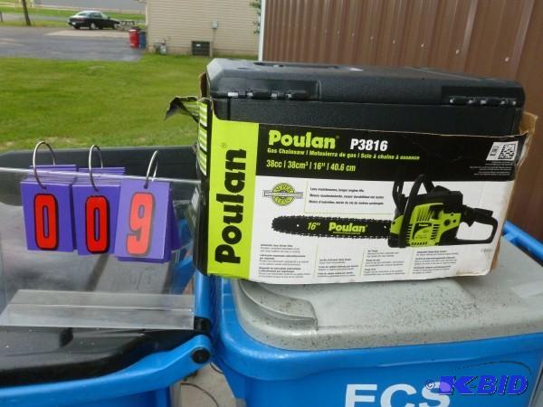 Poulan p3816 gas chainsaw. 38 cc. 16&quot ba...