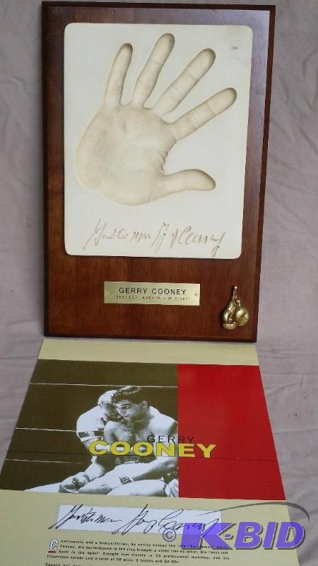 Authentic&nbspboxing series of Gerry Cooney,...