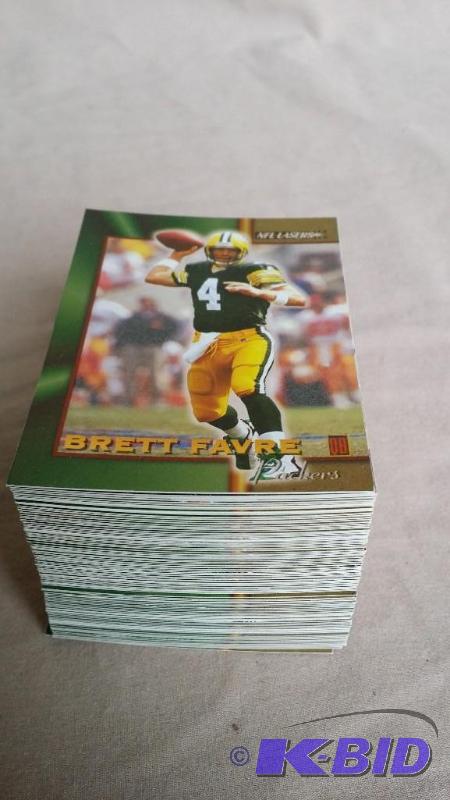 Set of 100 cards of 1996 NFL Laser cards....