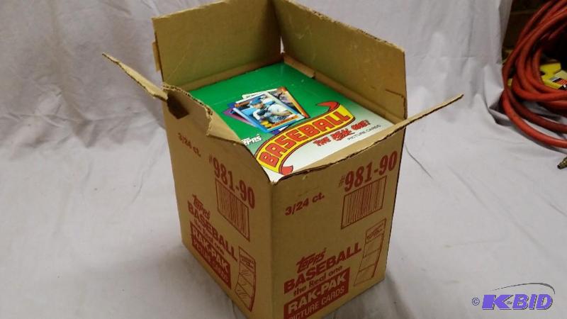 lot 57 image: 1990&nbspTopps&nbspBaseball Poly bags of 45...