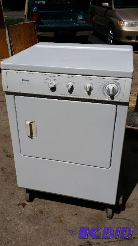 lot 9 image: Kenmore Natural gas Dryer very clean and work...