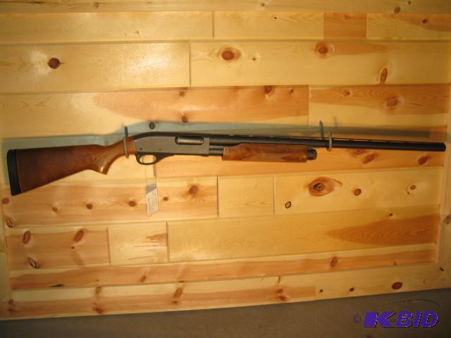 lot 23 image: Remington 870 Express Magnum, 12 ga pump shot...