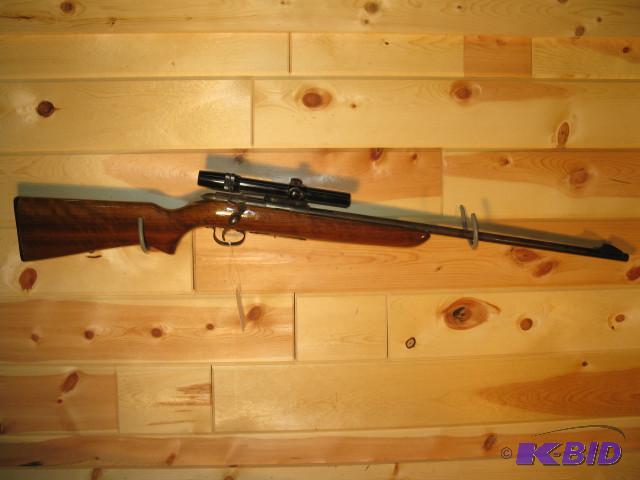 lot 26 image: Remington Scoremaster 511-X, .22LR semi-auto ...