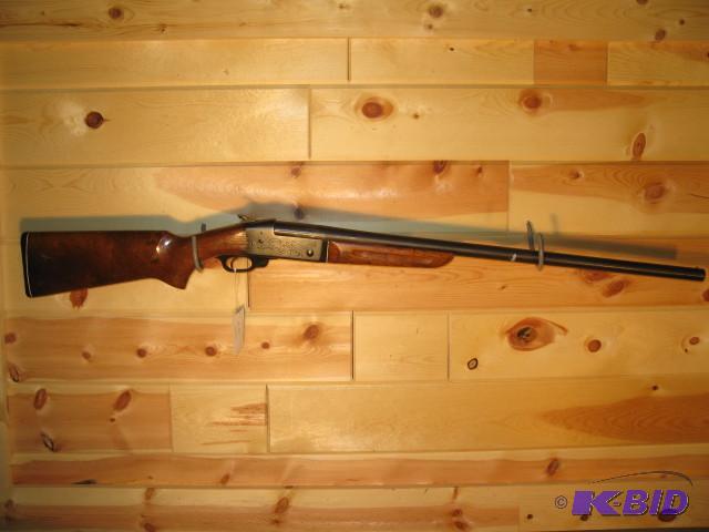 lot 32 image: 12 ga. Single shot made in Brazil, imported b...