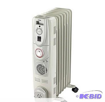 lot 32 image: Portable Oil Filled Radiator Heater