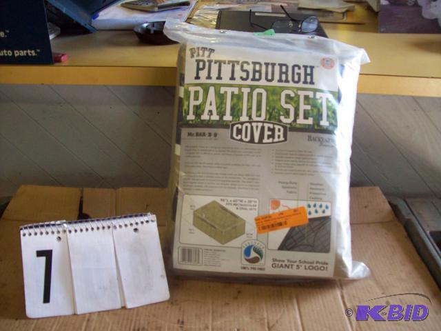 lot 7 image: Pittsburgh Logo Patio Set Cover, Fits Rectang...