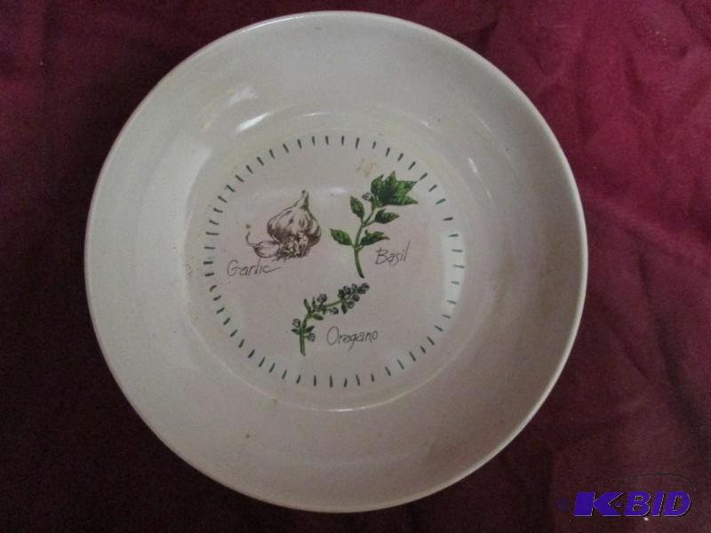 Nice size serving bowl. White with herbal des...
