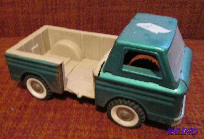 Structo green toy pickup toy truck...