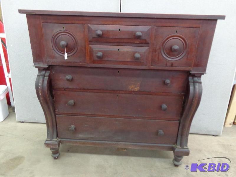 lot 1 image: Hard Wood 7 Drawer Dresser Over all Dimension...