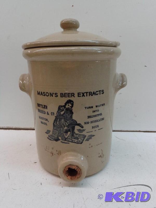 lot 10 image: Crock Printed outside of Crock is  Mason...