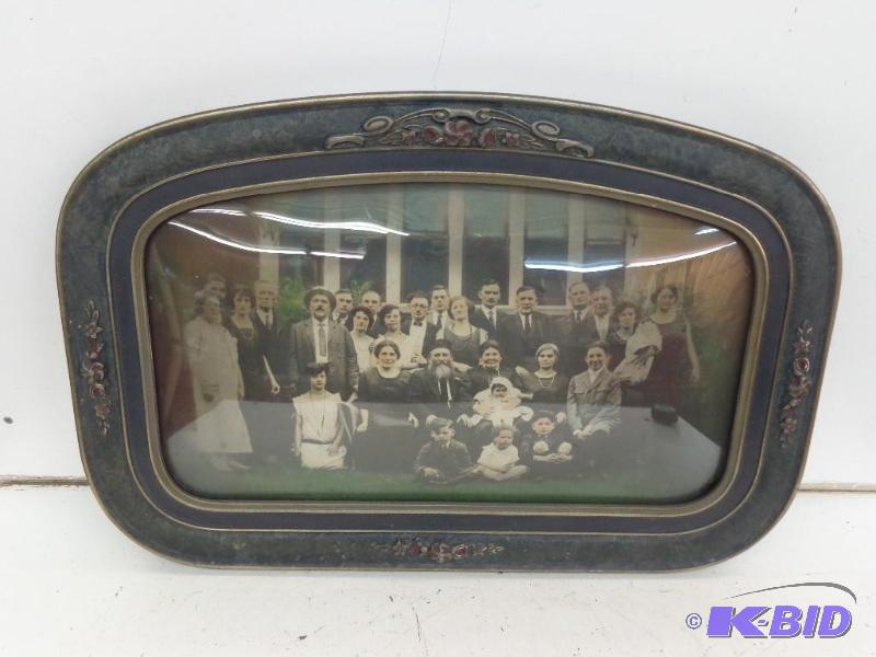lot 111 image: Vintage Picture And Picture Frame Frame has C...
