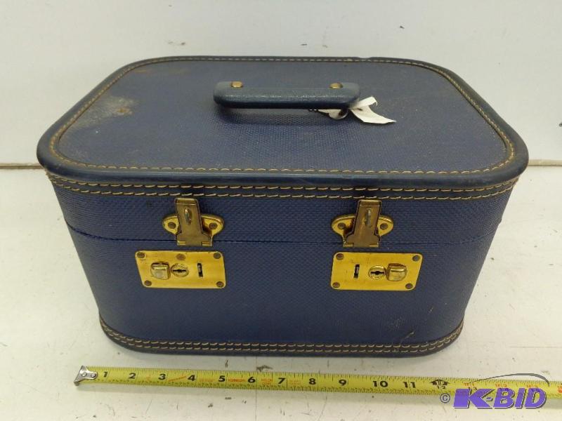 lot 119 image: Vintage Make Up Box  Dark Blue In Color ...