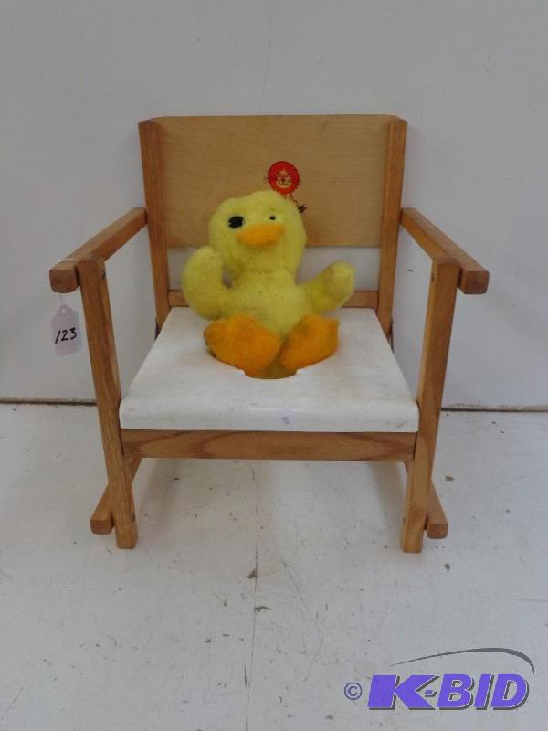lot 123 image: Vintage Potty Chair wPlush Baby Chicken ...