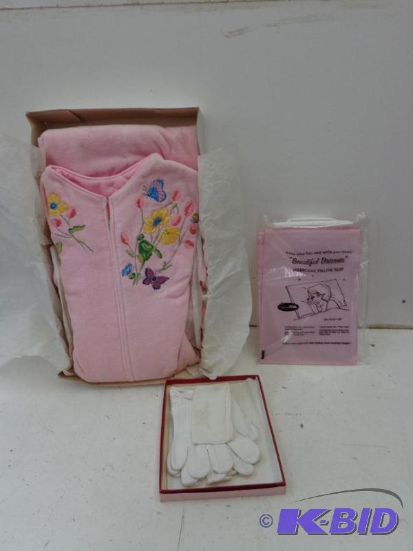 lot 132 image: Old Robe and GloveHandkerchief Set  Glo...
