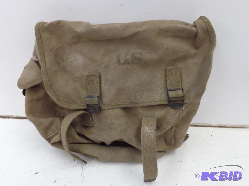 lot 145 image: Vintage U.S. Military Letter Bag Made By Atla...
