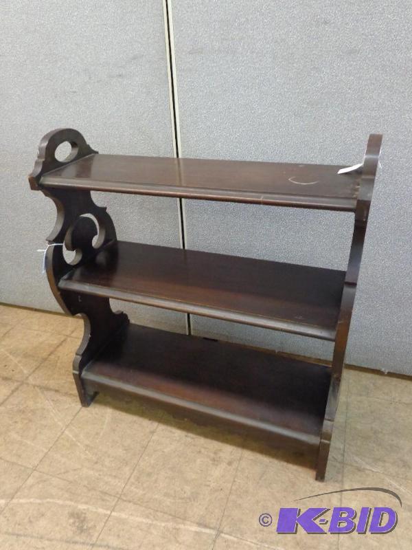 lot 32 image: 3 Tier Wooden Shelf 28" Tall x 26" ...