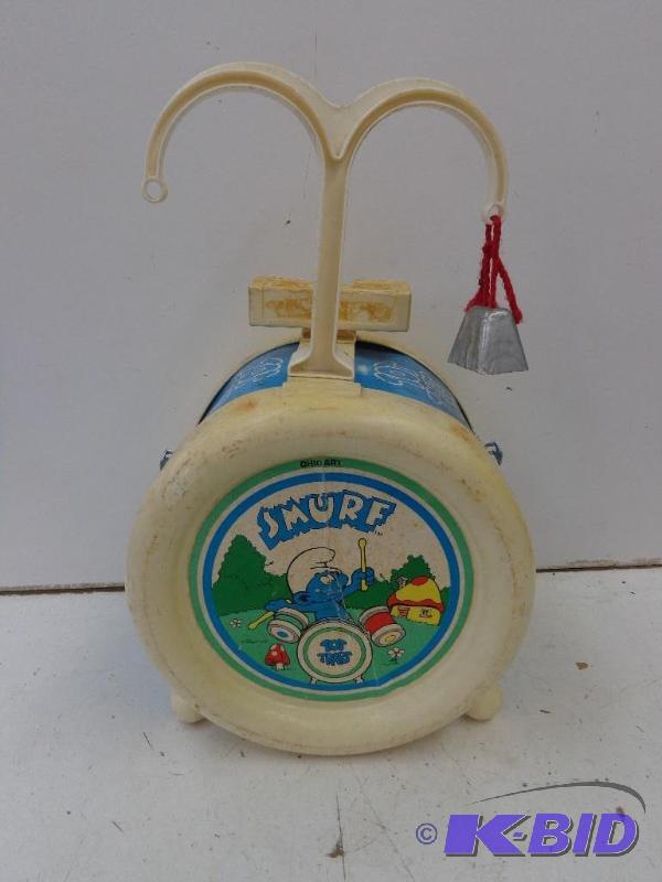 lot 48 image: Smurfs Tot Taps  With Small Bell  O...