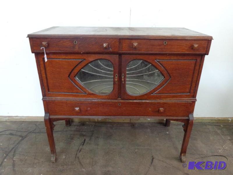 lot 9 image: Butlers Serving Station 4 Compartment   ...