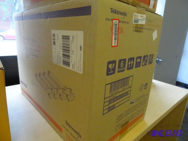 Xerox Phaser 7700 network color printer. Prin...