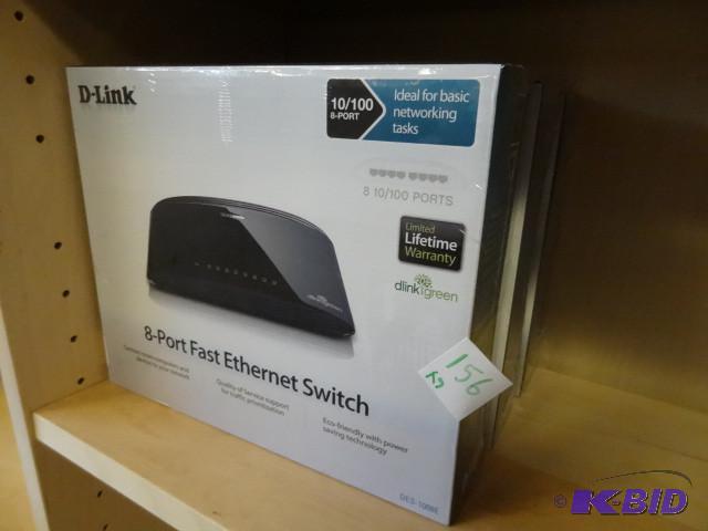 D- Link 8 port fast ethernet switch....