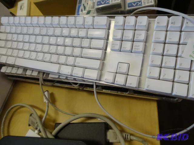5 apple keyboards...