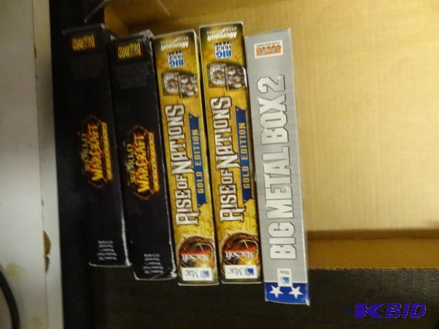 PC games for Apple. World war craft. Qty 2. R...