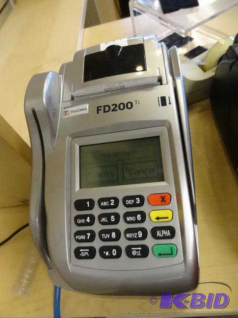 First data FD200 credit card machine. WiFI en...