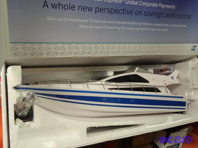Remote control boat New with charger. No remo...