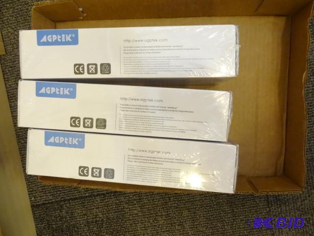 Black macbook battery. LA20. Qty 3...